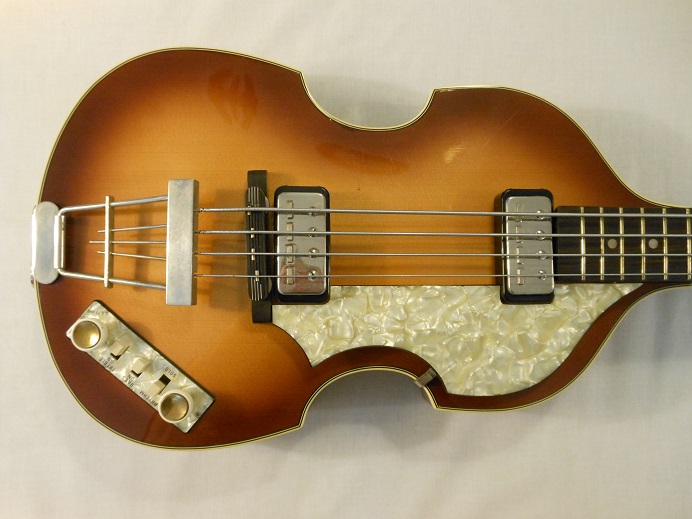 Vintage '63 Bass Picture 7